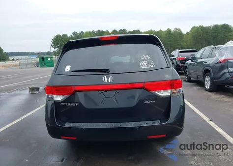 2015 Honda Odyssey Touring/Touring Elite z USA, uszkodzony, nr VIN 5FNRL5H95FB017451
